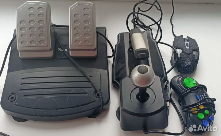 Клавиатура игровая,игровые принадлежности