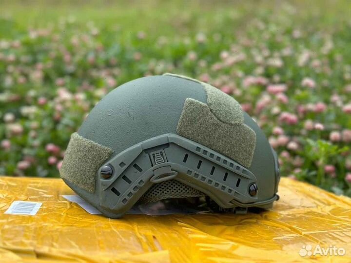Шлем бр2 с ушами и без ушей