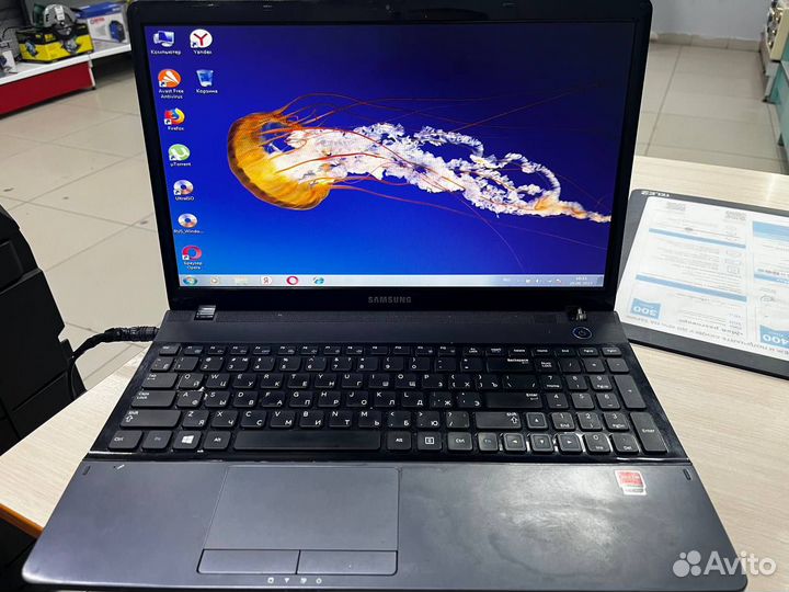 Ноутбук Samsung amd a4 1.9Ghz HDD700 ozu4gb.к1