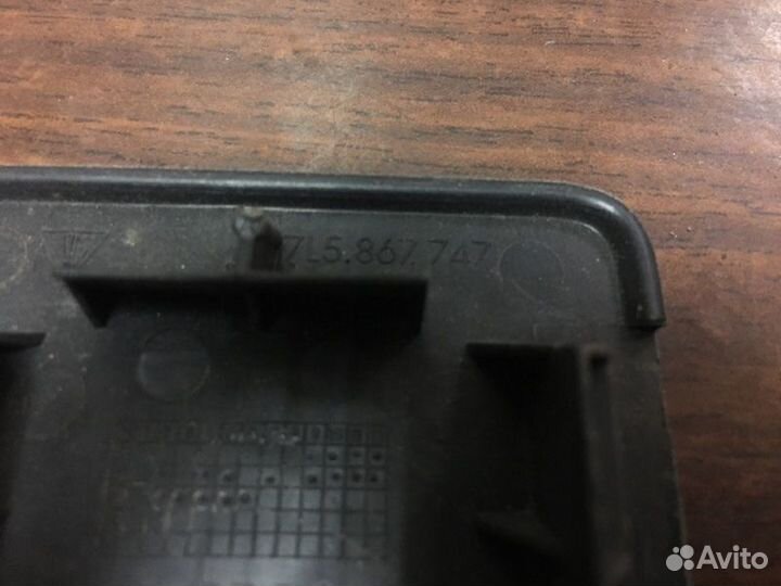 Заглушка в крышку багажника Porsche Cayenne 4.5 V8