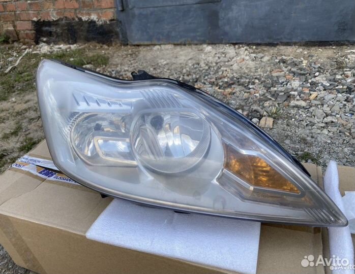 Фары оригинальные Ford Focus 2 рейсталинг