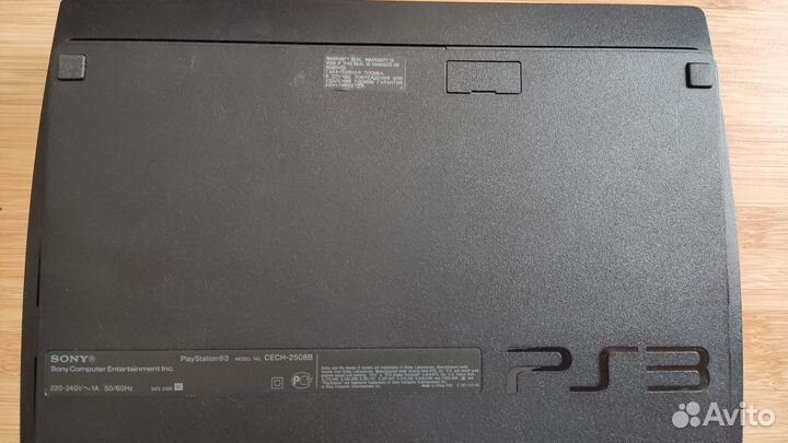 Sony ps3 slim 320Gb + 2 Геймпада