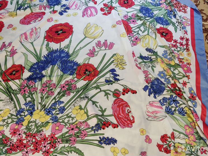 Платок большой, новый