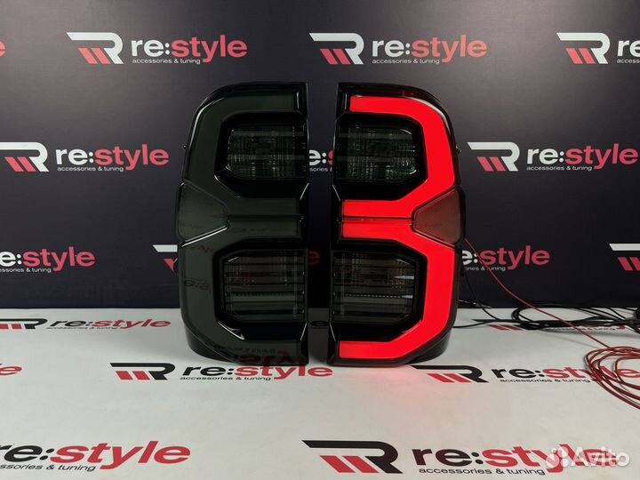 Стопы Toyota Hilux PickUp с16г Ст 20г Дымчатые