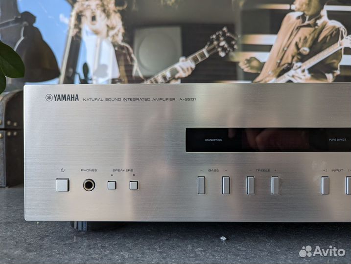 Yamaha A-S201 (серебро)