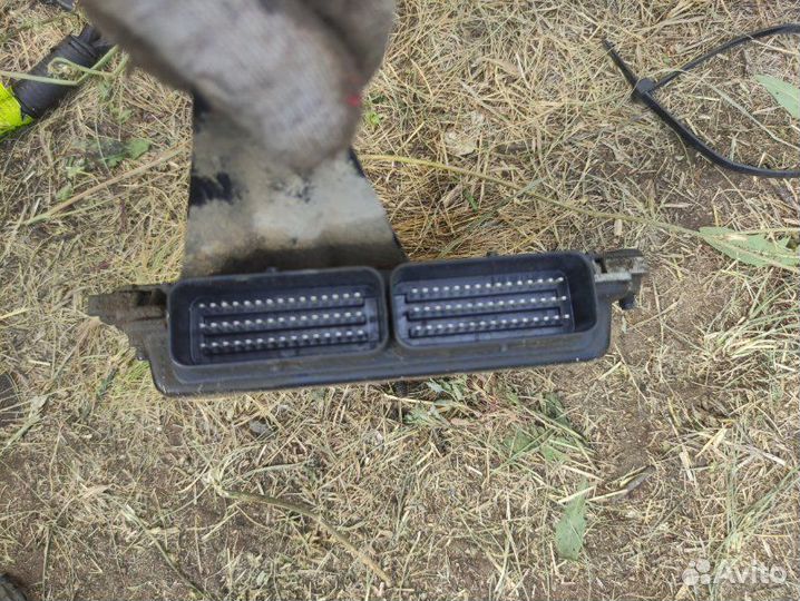 Блок управления двигателем Chevrolet Lacetti J200