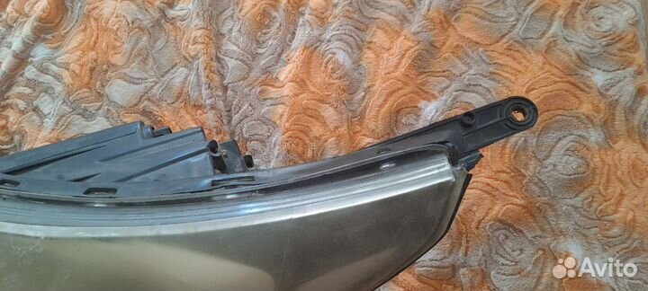 Фара передняя левая на hyundai solaris 2013года