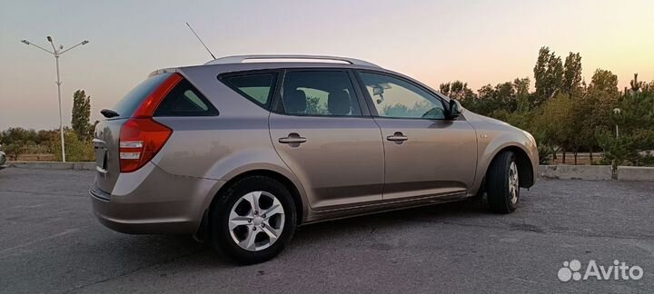 Kia Ceed 1.6 AT, 2009, 262 000 км