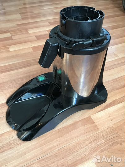 Жерновая кофемолка Cunill Brasil с счетчиком