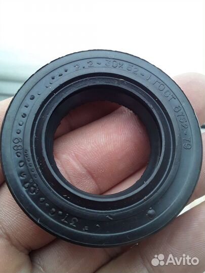 Сальник 2.2-3052