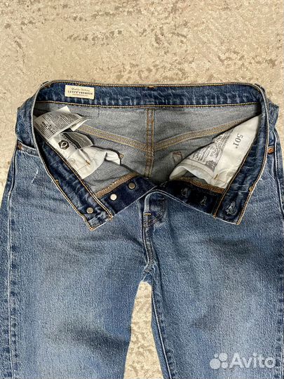 Женские джинсы levis 501 27