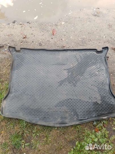 Ковер в багажник Лада Калина