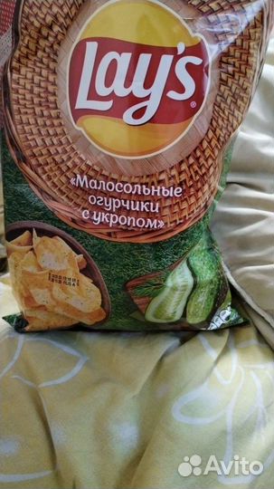 Чипсы лейс малосольные огурчики с укропом