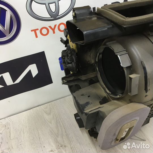 Корпус печки отопителя Renault sandero stepway 2