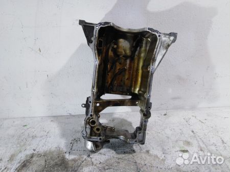 Поддон двигателя Ниссан