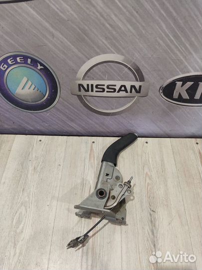 Ручник Nissan primera P12