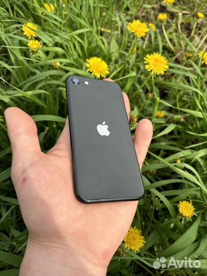 iPhone SE (2022), 128 ГБ
