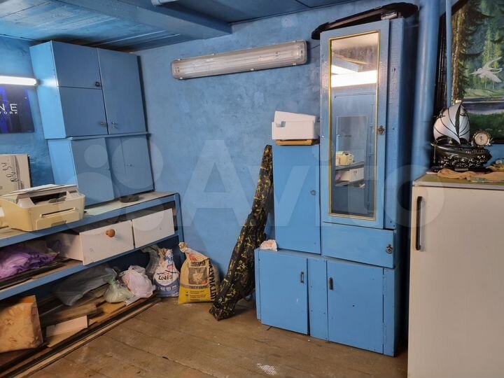 Гараж, > 30 м²