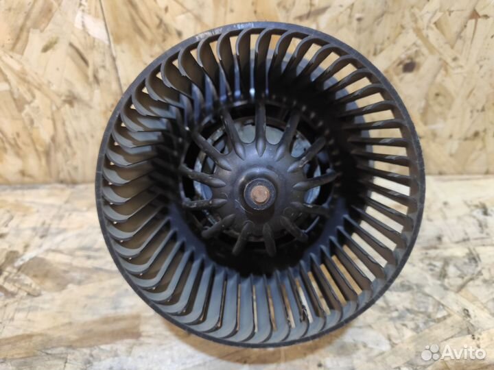 Моторчик печки Citroen C3