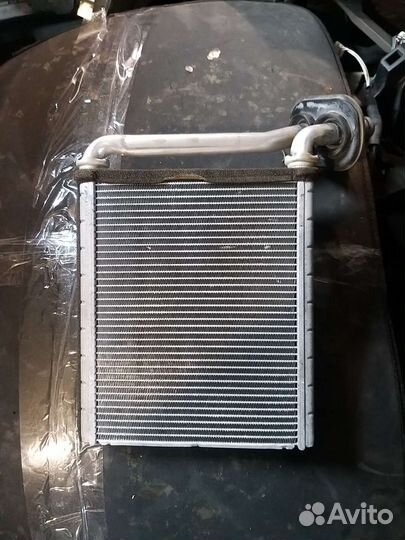 Радиатор печки тойота аурис e150