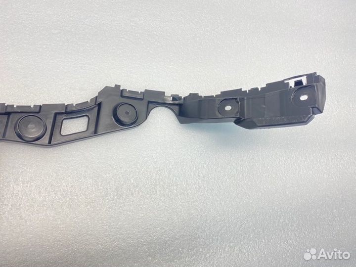 Кронштейн бампера задний правый Volkswagen Polo