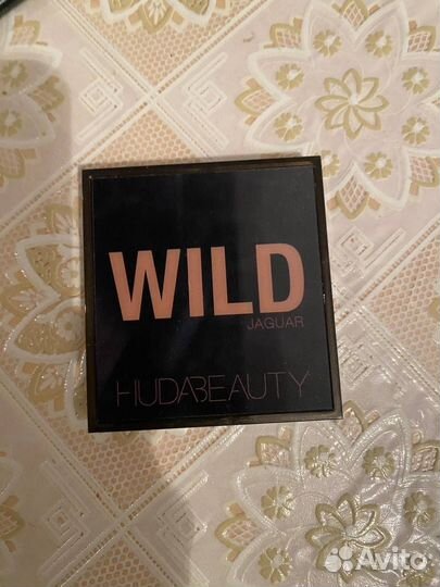 Huda beauty тени