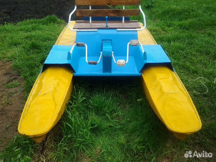 Катамаран янтарь