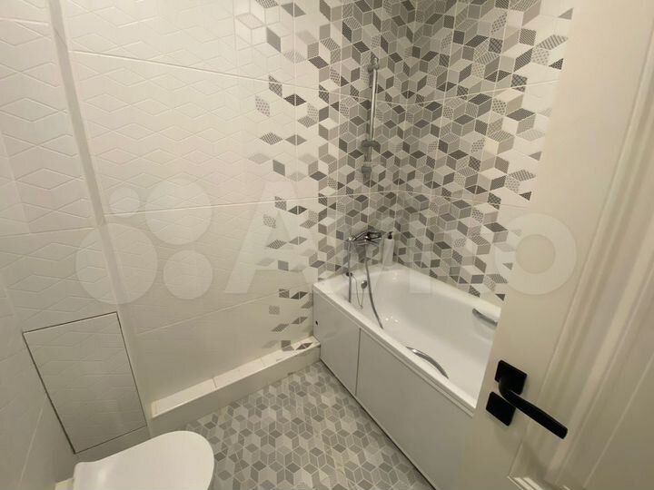 3-к. квартира, 64 м², 13/16 эт.