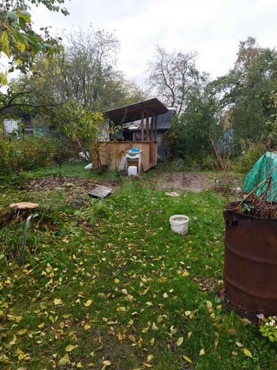 Дача 10 м² на участке 6 сот.