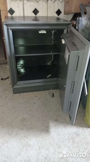 Сейф противопожарный