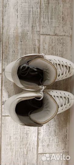 Фигурные коньки edea 250