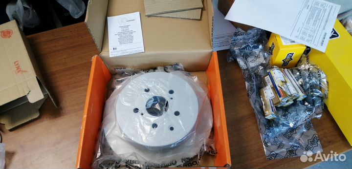 Задние тормозные диски Lexus RX 2008-2015