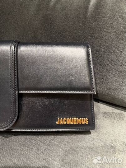 Сумка Jacquemus le bambino