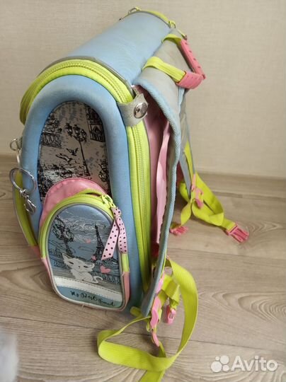 Школьный рюкзак