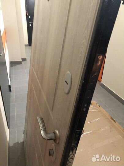 Дверь металлическая