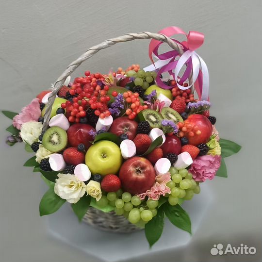 Доставка букетов. фруктовая корзина. цветы