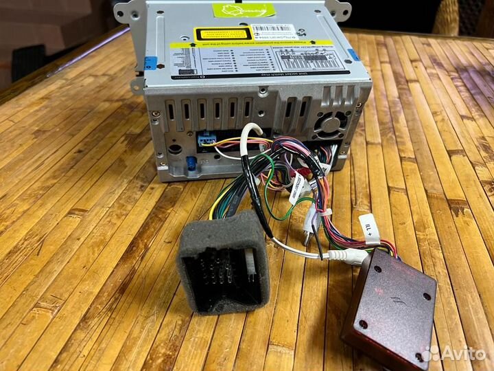 Мультимедийная система в авто MyDean 3004-B