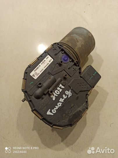 Моторчик стеклоочистителя (передний)