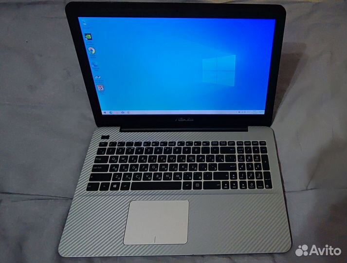 Asus Core i5 + GeForce 930m + SSD