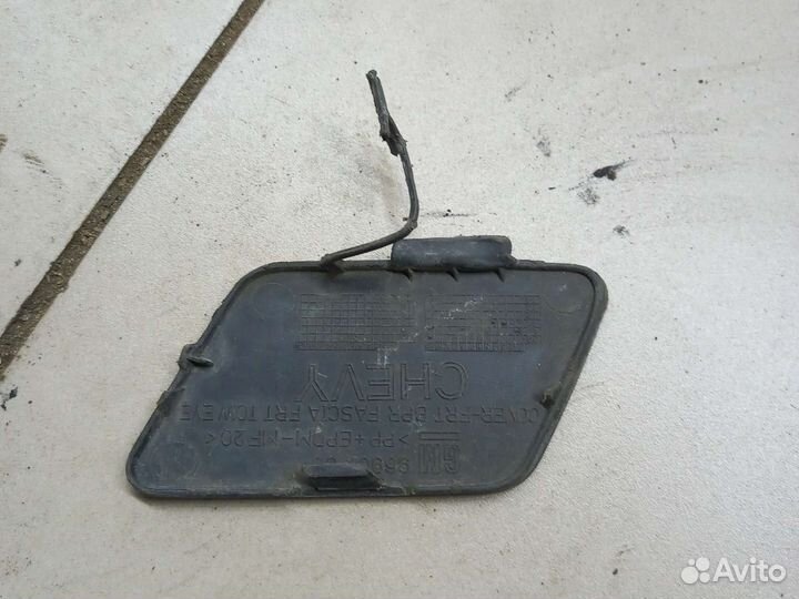 Заглушка переднего бампера Шевроле Круз 2009-2012г