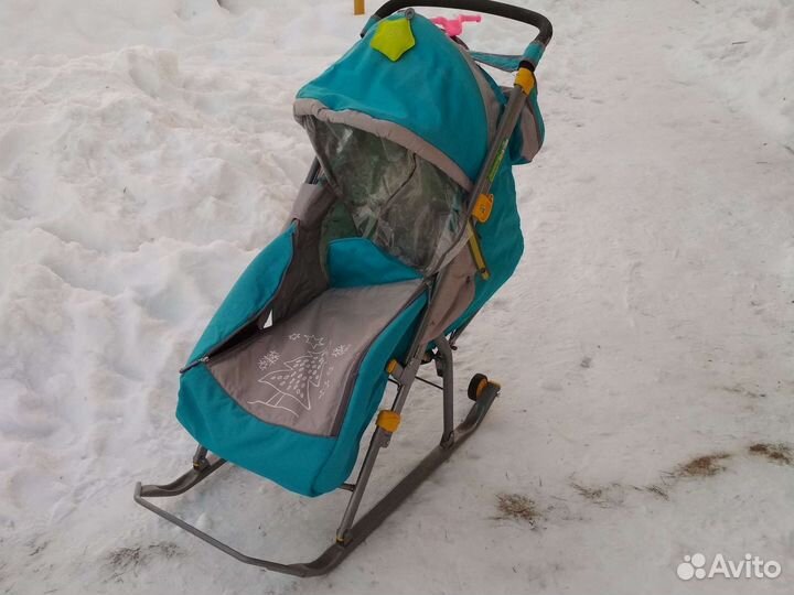 Санки -коляски,синие и розовые