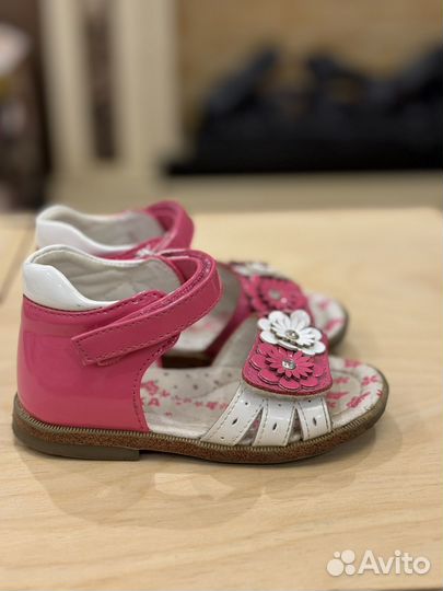 Босоножки для девочки 22 размер
