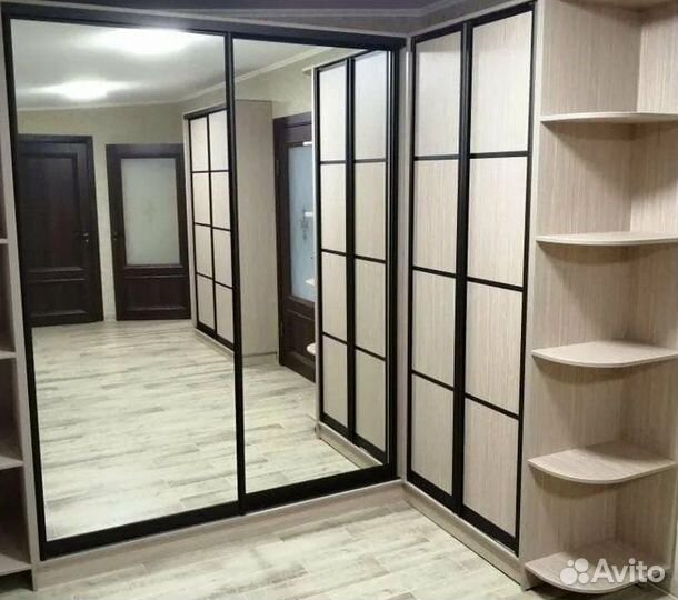 Угловой шкаф