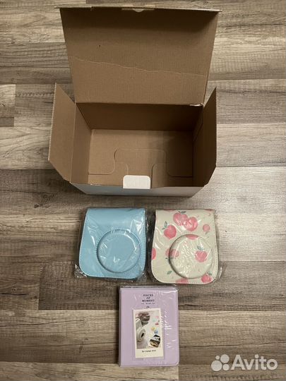 Набор instax 2 чехла на фотоаппарат и альбом