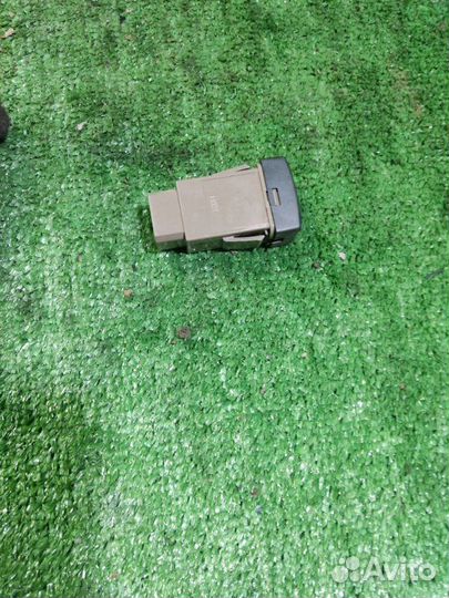 Кнопка корректора фар Haima 3 седан 1.8 2011