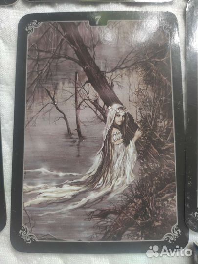 Колода Таро Готический оракул «Victoria Frances»