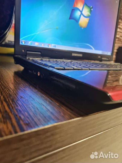 Ноутбук Samsung R710