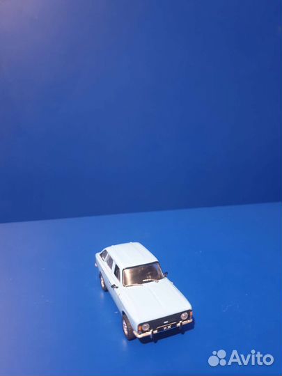 Продам маштабную модель москвич 2125 от мадимио