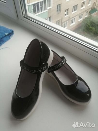 Туфли для девочки размер 34
