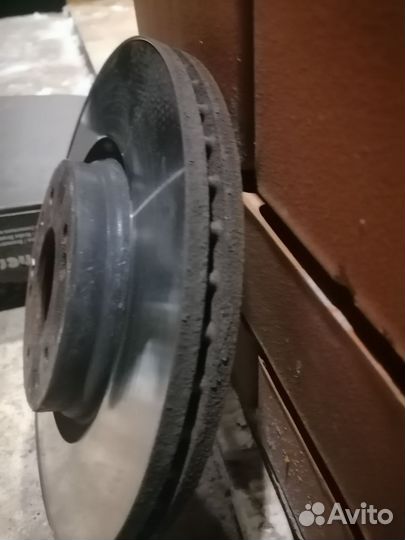 Диск тормозной передний